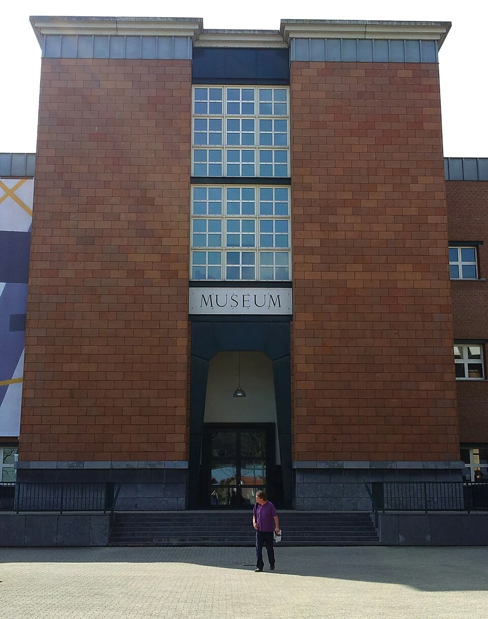 Het Bonnefantenmuseum in Maastricht, gefotografeerd in 2013; geen beeld van de tentoonstelling.