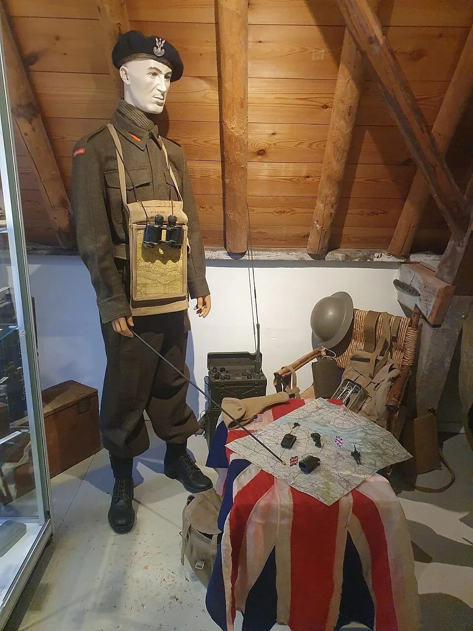 Diorama met een Poolse militair in Museum 1940-1945 in Dordrecht.