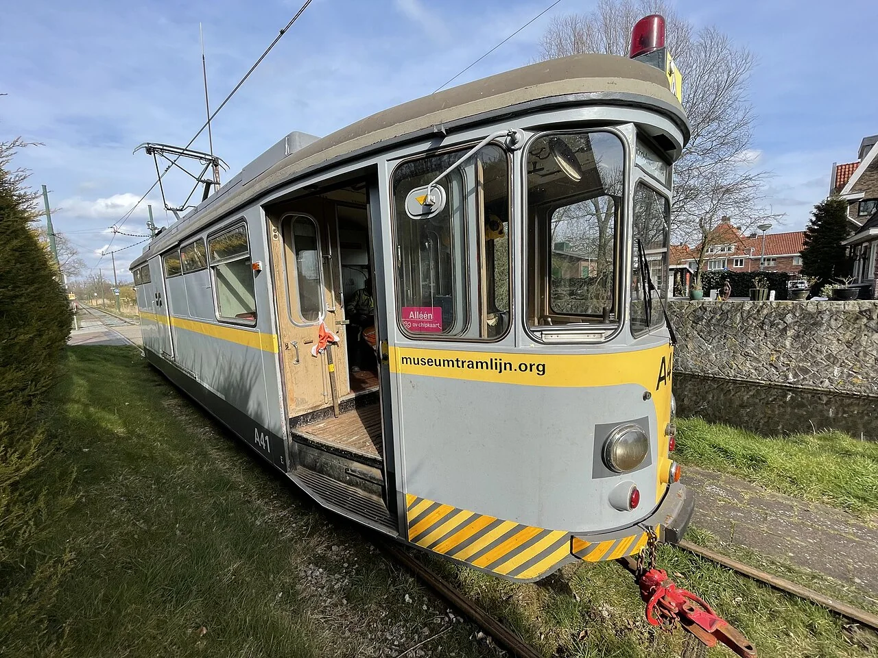 Electrische Museumtramlijn Amsterdam, tram A41 op de Kalfjeslaan.