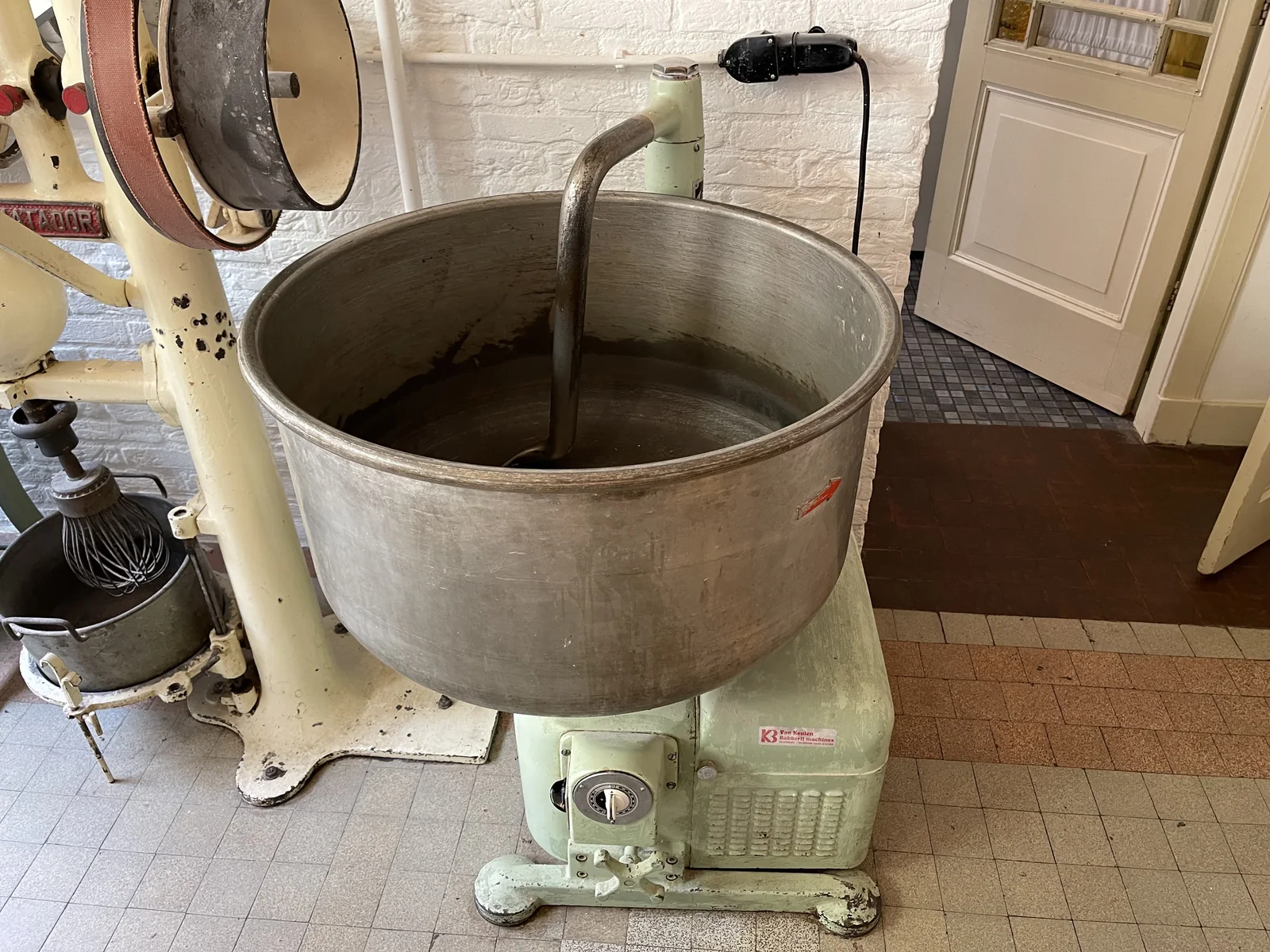 Mengmachine in het Bakkerij- en IJsmuseum.