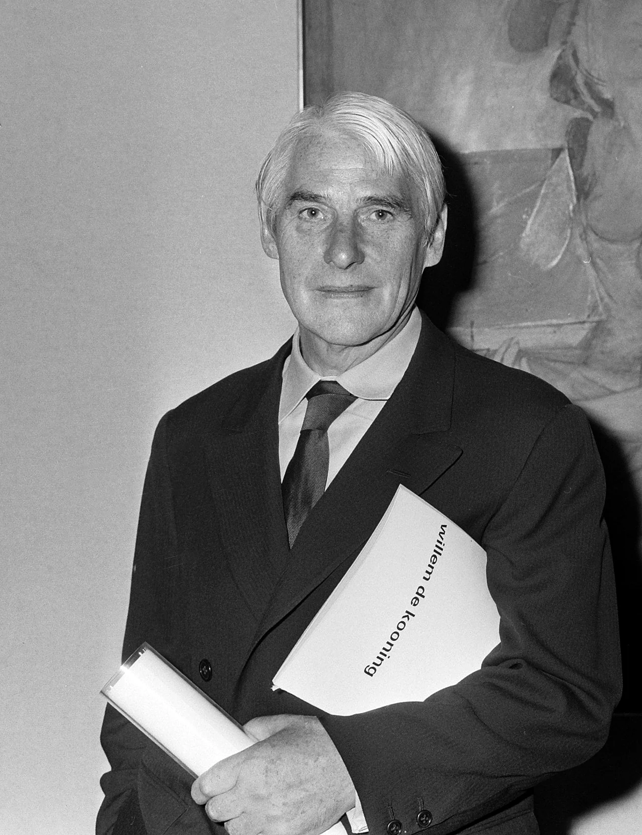 Willem de Kooning in Amsterdam in 1968; archieffoto, geen opname van de tentoonstelling van 2026.