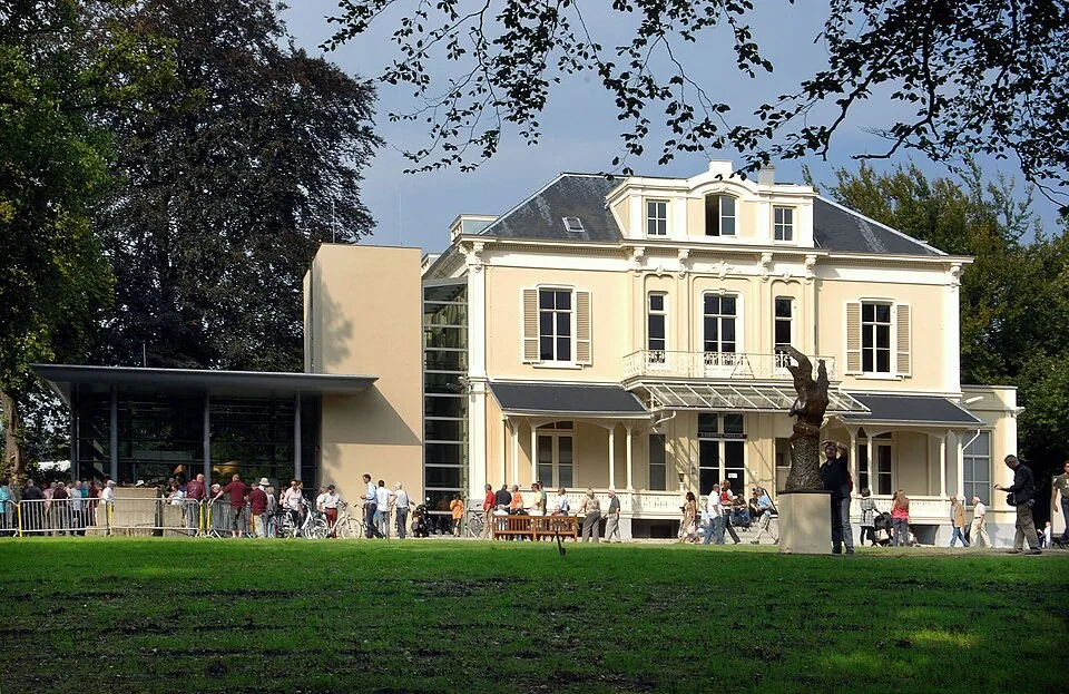 Airborne Museum Hartenstein, museumgebouw