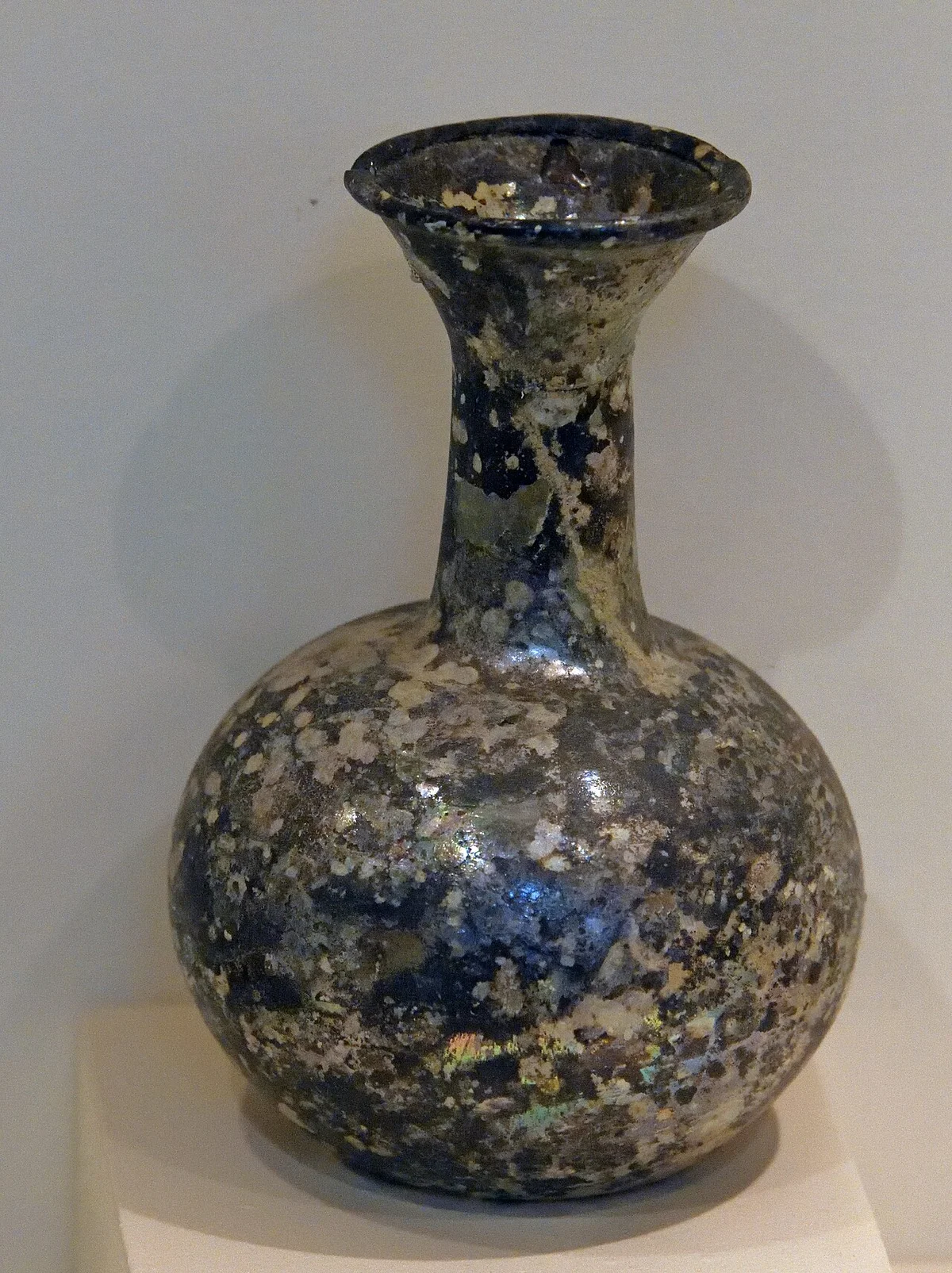 Een andere opname van Romeins glas in het museum van Bolu.